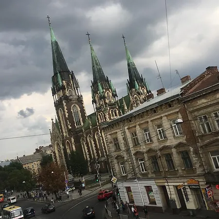 1 Starodubska Lviv