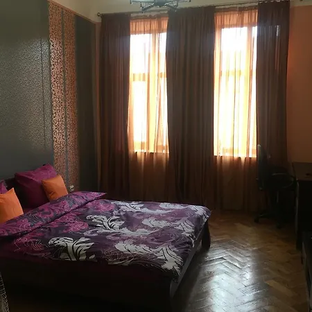 1 Starodubska Apartment